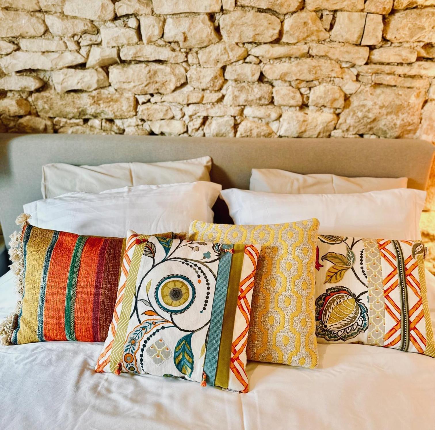 Bed and Breakfast La Cour Des Delices Gigny  Екстер'єр фото